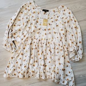 Suzanne Betro Peasant Floral Top